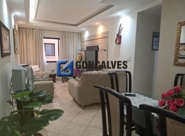 Sala · Apartamento no Bairro Santa Maria em São Caetano