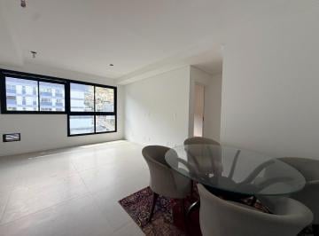 Apartamento · 46m² · 1 Quarto · 1 Vaga · Aluguel | Apartamento 1 suíte com vaga de garagem no Centro