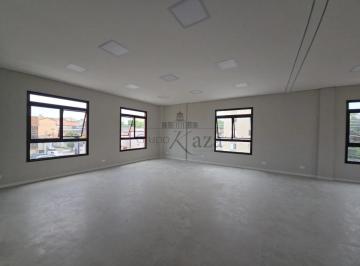 Comercial · 425m² · 6 Vagas · Sala - Comercial - No bairro Jardim Satélite - 76m²