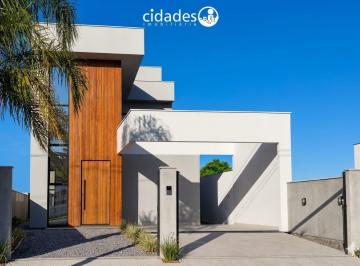Casa · 175m² · 3 Quartos · 2 Vagas · Casa com Piscina na Praia da Pinheira (Ens.), próximo Ponta do Papagaio Guarda do Embaú