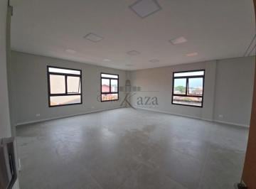 Comercial · 425m² · 6 Vagas · Sala Comercial - Jardim Satélite - 76m².