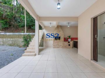 Casa · 183m² · 3 Quartos · 3 Vagas · Casa com 3 dormitórios 1 suíte e churrasqueira no Fortaleza