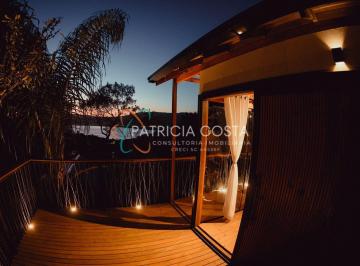 Casa · 126m² · 2 Quartos · 2 Vagas · Duas Propriedades Com Vista para a Lagoa à venda na Ferrugem - Garopaba/SC