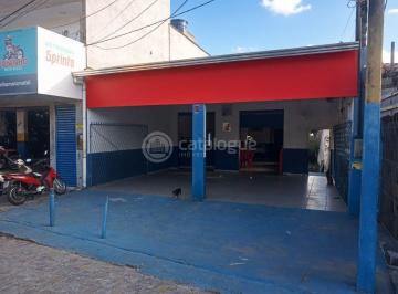 Casa · 187m² · 2 Quartos · Casa + Ponto Comercial - 433,71 m2
