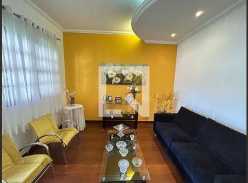 Casa · 250m² · 2 Quartos · 1 Vaga · Casa à Venda - Parque Recreio, 2 Quartos, 250 m² - Contagem
