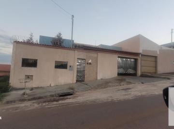 Imagem 1 · Casa para aluguel em Henrique Rezende, Três Corações
