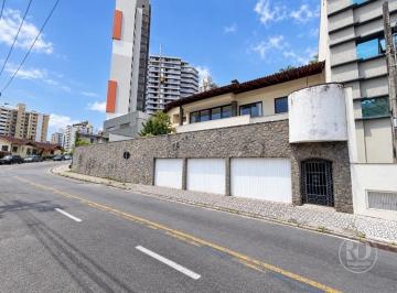 Casa · 626m² · 4 Quartos · 3 Vagas · Casas para venda no bairro Jardim Blumenau.