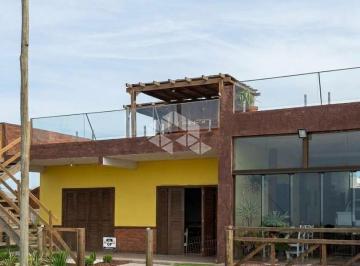 Comercial · 100m² · 2 Quartos · 3 Vagas · Prédio comercial na Beira Mar de Tramandaí