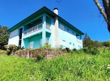 Casa · 300m² · 3 Quartos · 2 Vagas · Casa com três dormitórios cinco baheiros Bairro Nova Vicenza/Cruzeiro em Farroupilha RS