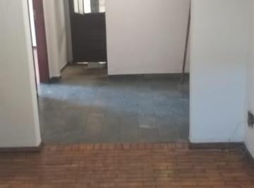 Casa de 4 quartos, Varginha · VENDE UM IMOVEL COM DUAS CASAS