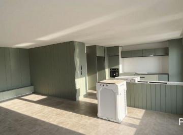 Apartamento · 249m² · 4 Quartos · 3 Vagas · Apartamento Novo Semi-Mobiliado para Alugar no Centro de Balneário Camboriú - SC