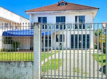 Casa de 3 quartos, São José dos Pinhais · Sobrado a venda São Marcos São José dos Pinhais aceita imóvel em Guaratuba, veículo