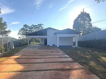 Casa de 3 quartos, Cotia · Oportunidade casa térrea à venda, 3 suítes - R$1.100.000 em Cotia/SP