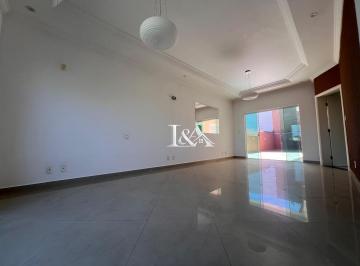 Casa · 215m² · 4 Vagas · Casa em condomínio à venda com 3 suítes em Sorocaba