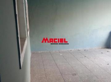 Casa · 168m² · 4 Quartos · 2 Vagas · RESIDÊNCIA REFORMADA NO CAMPOS DE SÃO JOSÉ | 168,21 M² DE CONSTRUÇÃO, 4 DORMITÓRIOS, SUÍTE E ÁREA GO