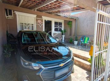 Casa · 78m² · 2 Quartos · 1 Vaga · Casa com quiosque e churrasqueira no bairro Fortuna, em Sapucaia do Sul