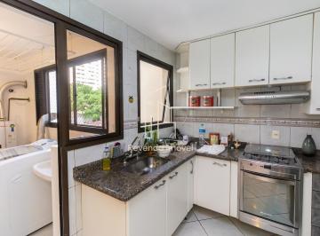 Photo 1 · Apartamento para locação em Moema, SP: 4 quartos, 1 suíte, 1 vaga. Não perca a o