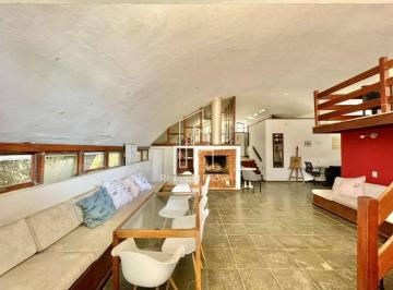 Photo 1 · Casa Luxuosa para Locação em Cotia-SP, Bairro Chácara Eliana - 4 Quartos, 2 Suít