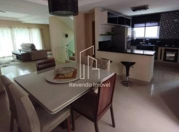 Photo 1 · Casa para locação em Cotia-SP, Jardim São Vicente: 3 quartos, 3 suítes, 1 sala,