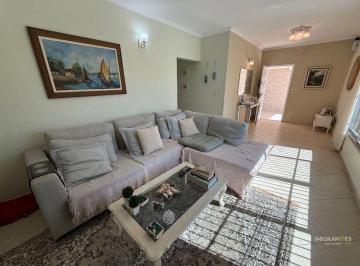 x03omym2ywm2oda2nze4otrl_md · Casa Isolada mobiliada à venda no Flórida, em Praia Grande SP.
