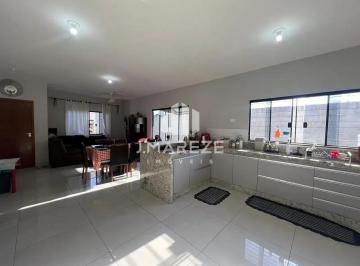 Casa · 249m² · 3 Quartos · 2 Vagas · Casa em Loteamento Central, Apucarana/PR de 249m² 3 quartos à venda por R$ 360.000,00