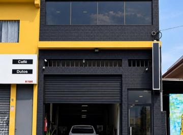 Comercial · 120m² · Prédio Comercial para alugar em Parque Santa Teresa de 120.00m²