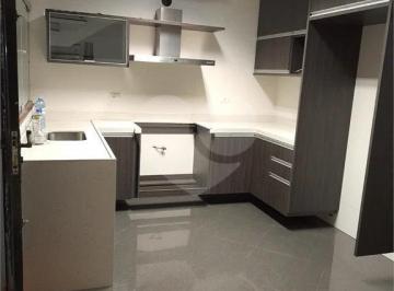 Casa · 172m² · 3 Quartos · 2 Vagas · Sobrado para venda em Vila Palmares de 172.00m² com 3 Quartos e 2 Garagens