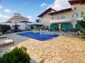 Casa · 1364m² · 5 Quartos · 4 Vagas · CASA ESPAÇOSA COM 5 QUARTOS 4 SUÍTES PISCINA E SALÃO DE FESTAS ALUGUEL ALUGUE SEM FIADOR