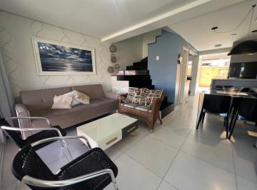 Casa · 220m² · 2 Quartos · Casa com 2 dormitórios à venda - B.Centro - Imbé/RS.