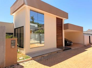 Casa de 3 quartos, Vicente Pires · Casa à Venda – Colônia Agrícola Samambaia (A 60m do Taguaparque)
200 m² de área construída