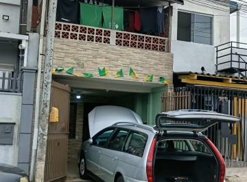 Casa de 3 quartos, Curitiba · Casa a venda