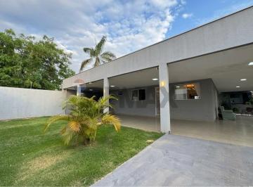 Casa · 280m² · 4 Quartos · 3 Vagas · A Bela Casa com 4 quartos - 2 Suites -  SMLN trecho 09 - Lago Norte