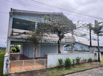 Casa · 135m² · 5 Quartos · 4 Vagas · Sobrado para locação de temporada com Vista pro mar