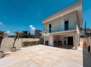 casa a venda no condominio terras de sao fernando - quintal · Casa à venda - em Pitas