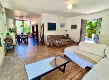 Apartamento · 230m² · 4 Quartos · 2 Vagas · Casa de rua : Linear / Residencial / Gávea