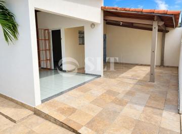 Casa 2 quartos em frente à praça, lado sombra, Emaús, foto 1 · Casa 2 quartos em frente à praça, lado sombra, Emaús