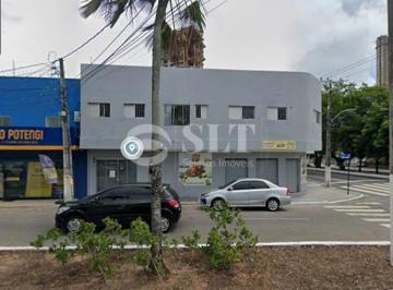 Apartamento com 2 suítes para alugar em Petrópolis, foto 1 · Apartamento com 2 suítes para alugar em Petrópolis