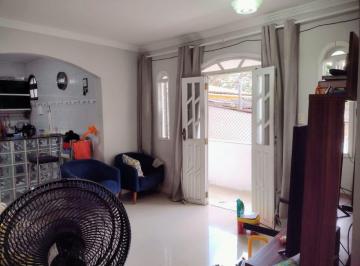 Apartamento de 2 quartos, Salvador · Apartamento amplo, 2 quartos, sendo 1 suíte