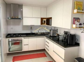 Casa · 134m² · 3 Quartos · 2 Vagas · Casa em Condomínio Bela Vista, Osasco/SP com 3 dorms, 3 banheiros e 2 vagas