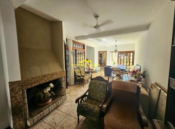 202408281626103501.png · Casa para Venda em Porto Alegre, Passo da Areia, 4 dormitórios, 1 suíte, 3 banheiros, 10 vagas