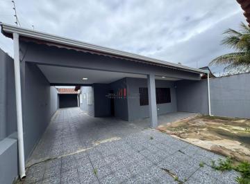 Casa de 2 quartos, Itanhaém · casa no bairro gaivota com laje e 02 quartos do lado da praia em Itanhaém