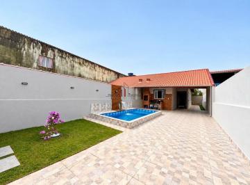 Casa de 2 quartos, Itanhaém · excelentíssimo imóvl lado praia e novo com piscina em Itanhaém