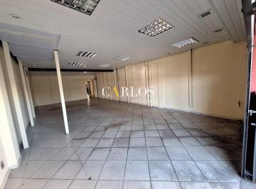 Comercial · 220m² · 2 Vagas · Loja com grande visibilidade para Av. Brasília!
