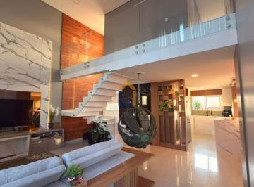 Casa · 220m² · 4 Quartos · 2 Vagas · Casa de Condomínio para alugar em Umbará de 220.00m² com 4 Quartos, 1 Suite e 2 Garagens