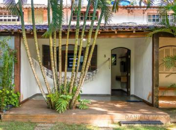 Casa · 40m² · 1 Quarto · 1 Vaga · Casa em condomínio - Perequê
