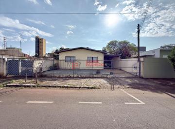 Casa · 186m² · 4 Quartos · 1 Vaga · Casa de Alvenaria à Venda no Centro - Rolândia/Pr.