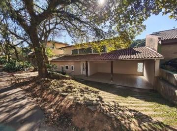 Casa · 286m² · 4 Quartos · 4 Vagas · Sobrado com vista para o Lago Japonês, piscina e jardim em níveis em condomínio