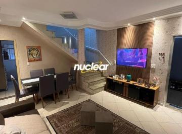 Sala de estar e jantar · Casa 3 quartos dos Seus Sonhos!