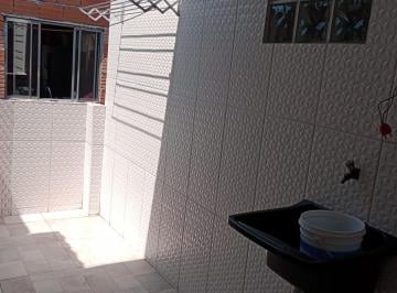 Casa de 2 quartos, São Vicente · SOBRADO ESPAÇOSO