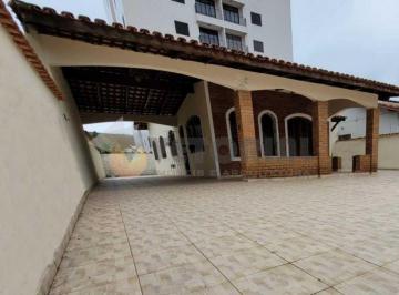 Casa de 3 quartos, Caraguatatuba · Casa à venda na Martim de Sá em Caraguatatuba SP